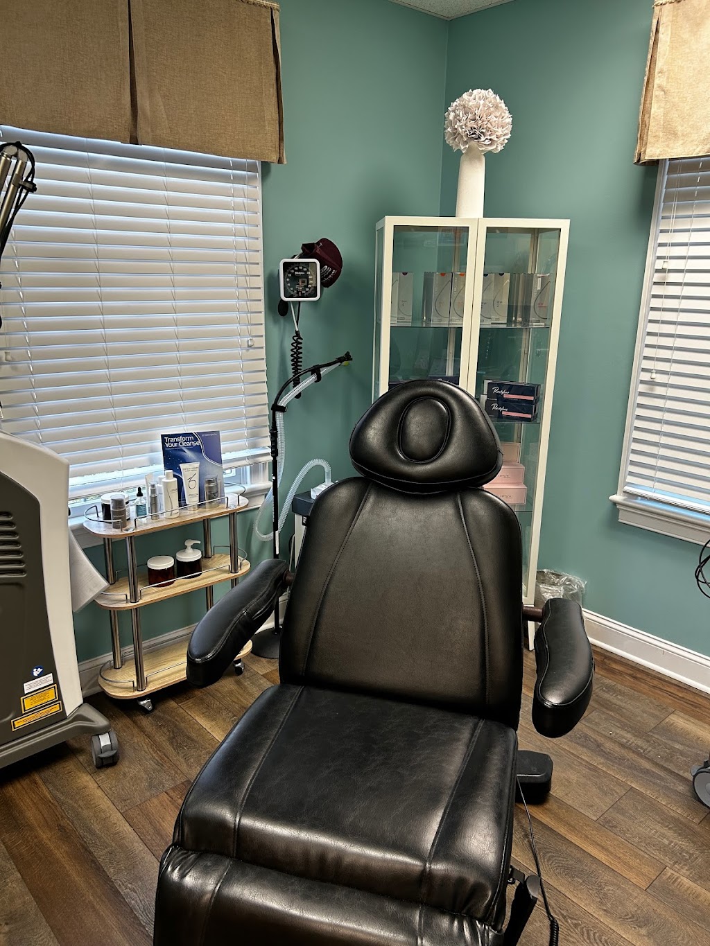 Smithfield Aesthetics | 201 Gumwood Dr, Smithfield, VA 23430, USA | Phone: (757) 357-3331