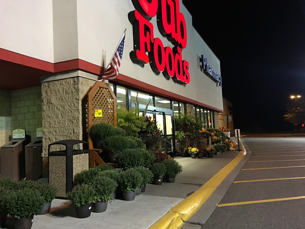 Cub - White Bear Township | 1059 Meadowlands Dr, White Bear Lake, MN 55127, USA | Phone: (651) 426-6534