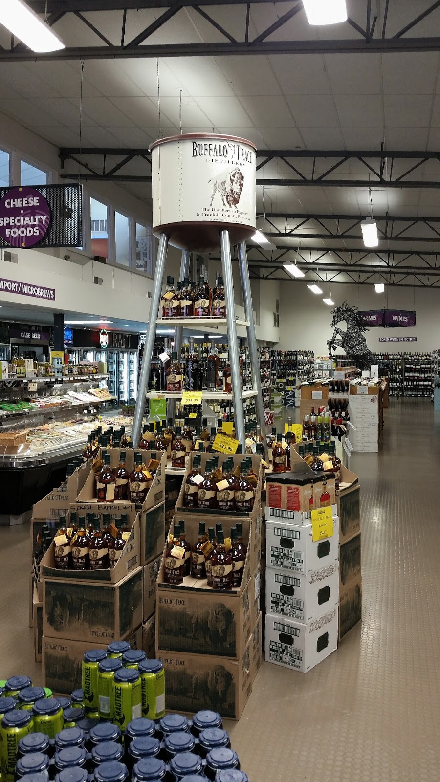 Liquor City Uncorked | 501 Crescent Ave, Covington, KY 41011, USA | Phone: (859) 655-2280