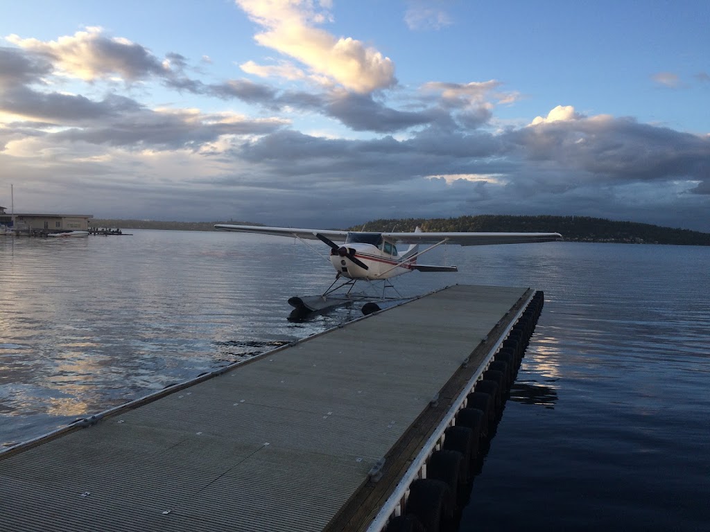 Seaplane Scenics Training Center | 295 E Perimeter Rd, Renton, WA 98057, USA | Phone: (206) 499-2135