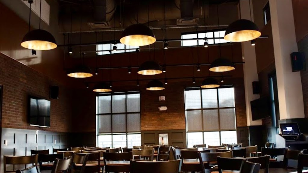 Curtains Bar and Restaurant | 150 Avenel St, Avenel, NJ 07001, USA | Phone: (732) 582-4595