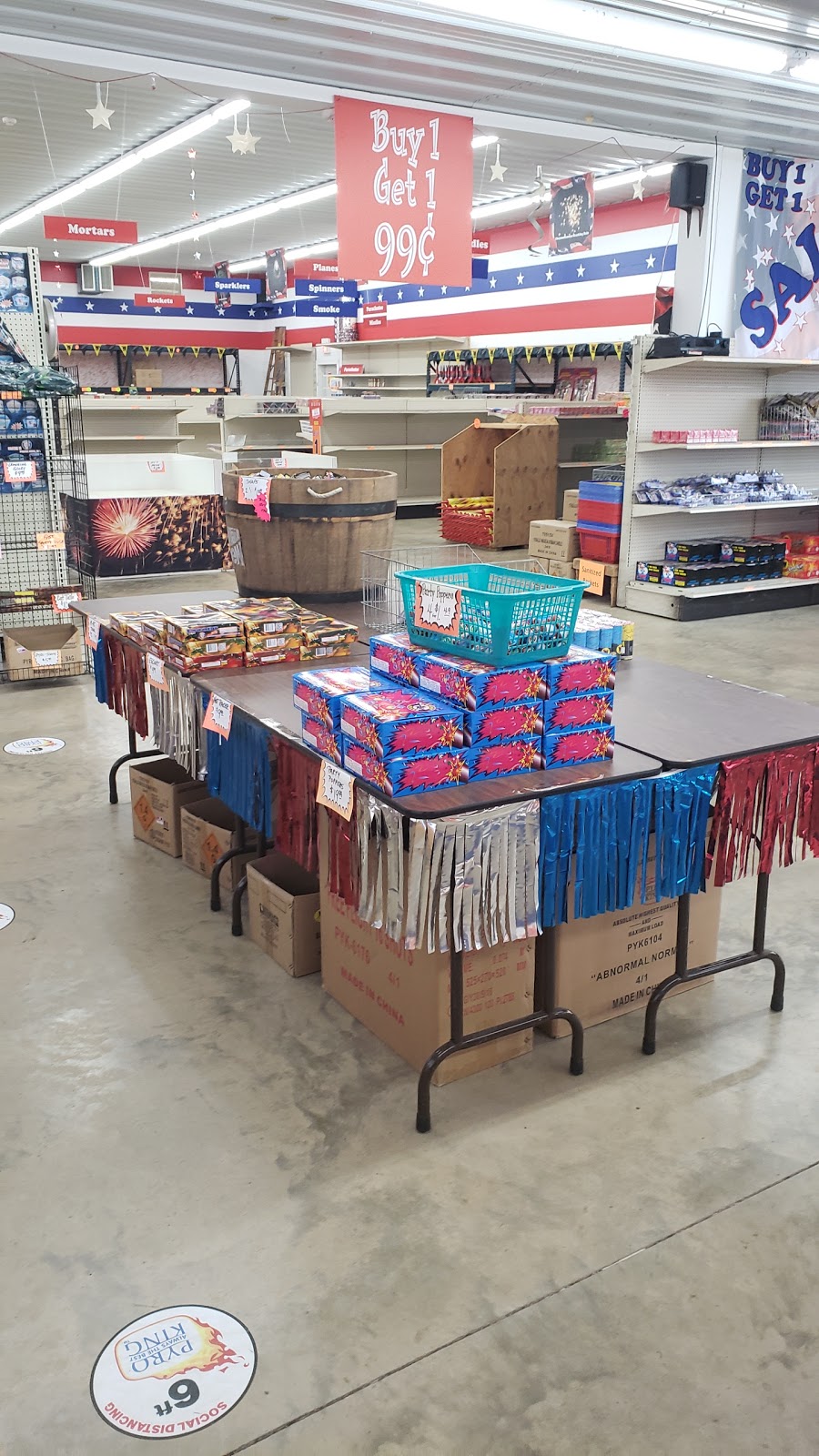 Victory Fireworks Inc | 715 US-10, Prescott, WI 54021, USA | Phone: (715) 262-5778