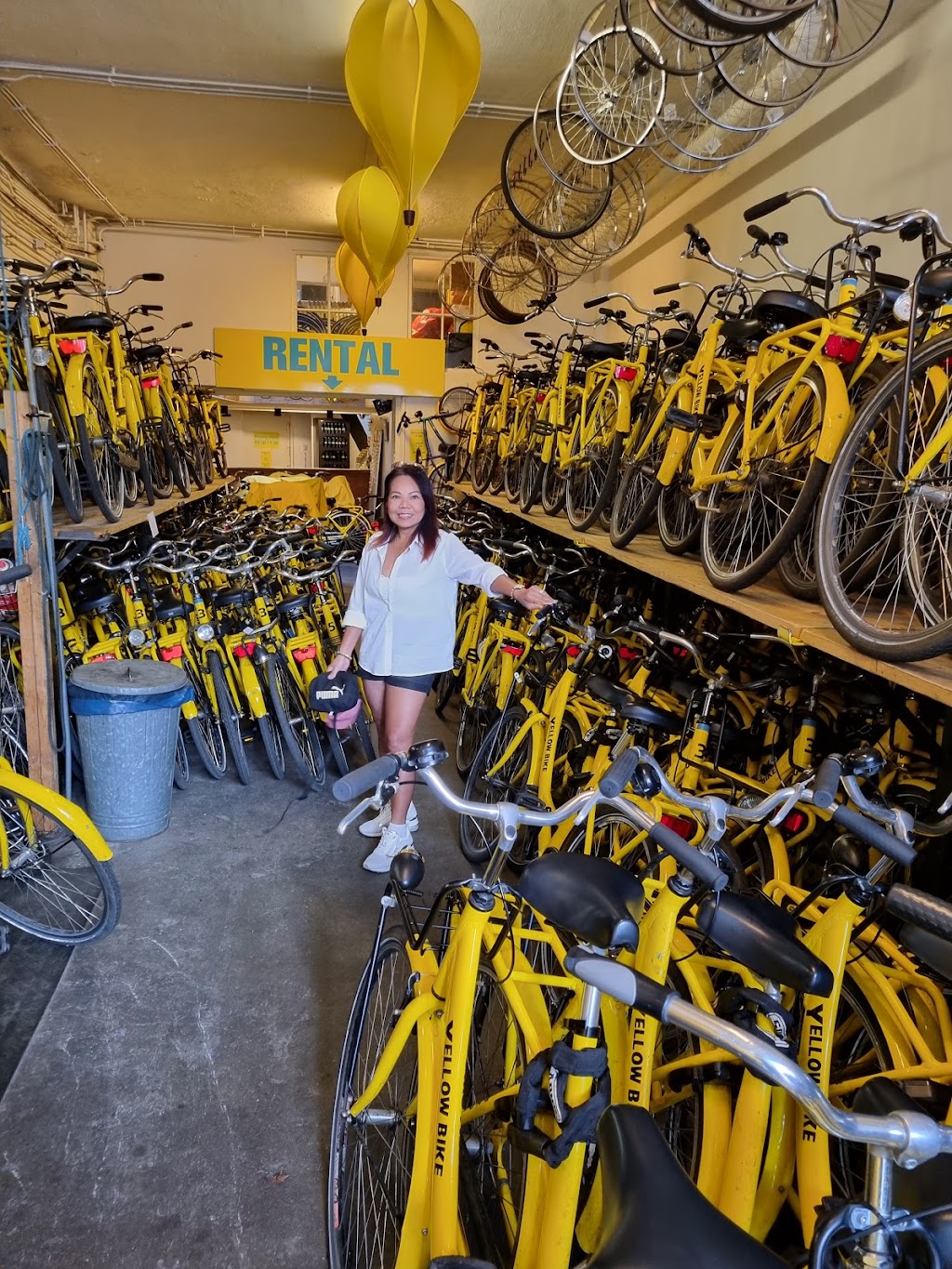 Yellow Bike Tours & Rental | Nieuwezijds Kolk 29, 1012 PV Amsterdam, Netherlands | Phone: 020 620 6940