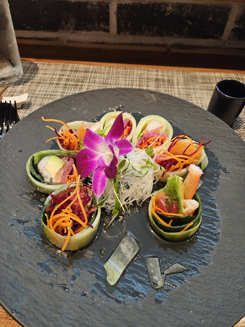 Otoro Sushi + Asian Kitchen | 1447 S University Dr, Plantation, FL 33324, USA | Phone: (754) 200-4560