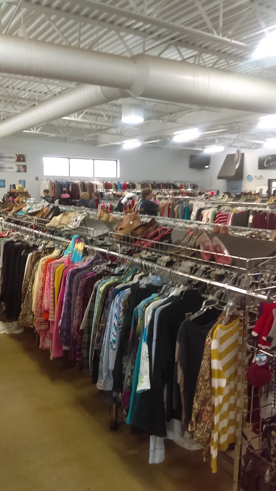 Triad Goodwill Store & Donation Center | 6625 NC-135, Mayodan, NC 27027, USA | Phone: (336) 548-2481