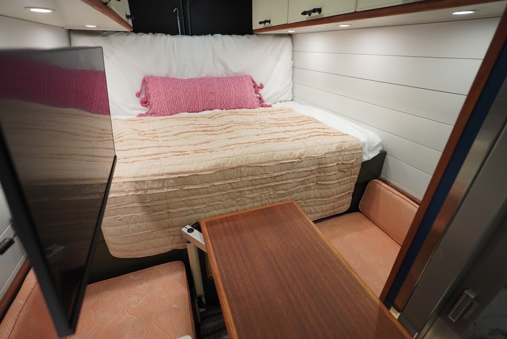 Interstate Vans | 44 Old Tyng Rd Unit 2, Tyngsborough, MA 01879, USA | Phone: (617) 733-8914