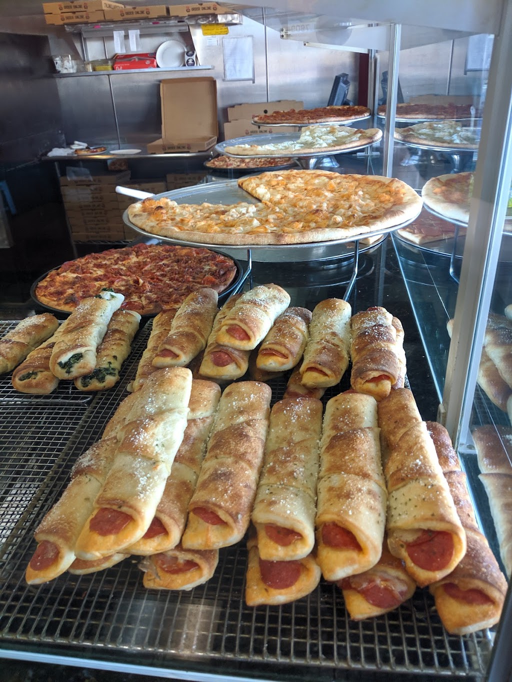 Italian Village Pizza | 3905 Washington Rd, Canonsburg, PA 15317, USA | Phone: (724) 941-7909