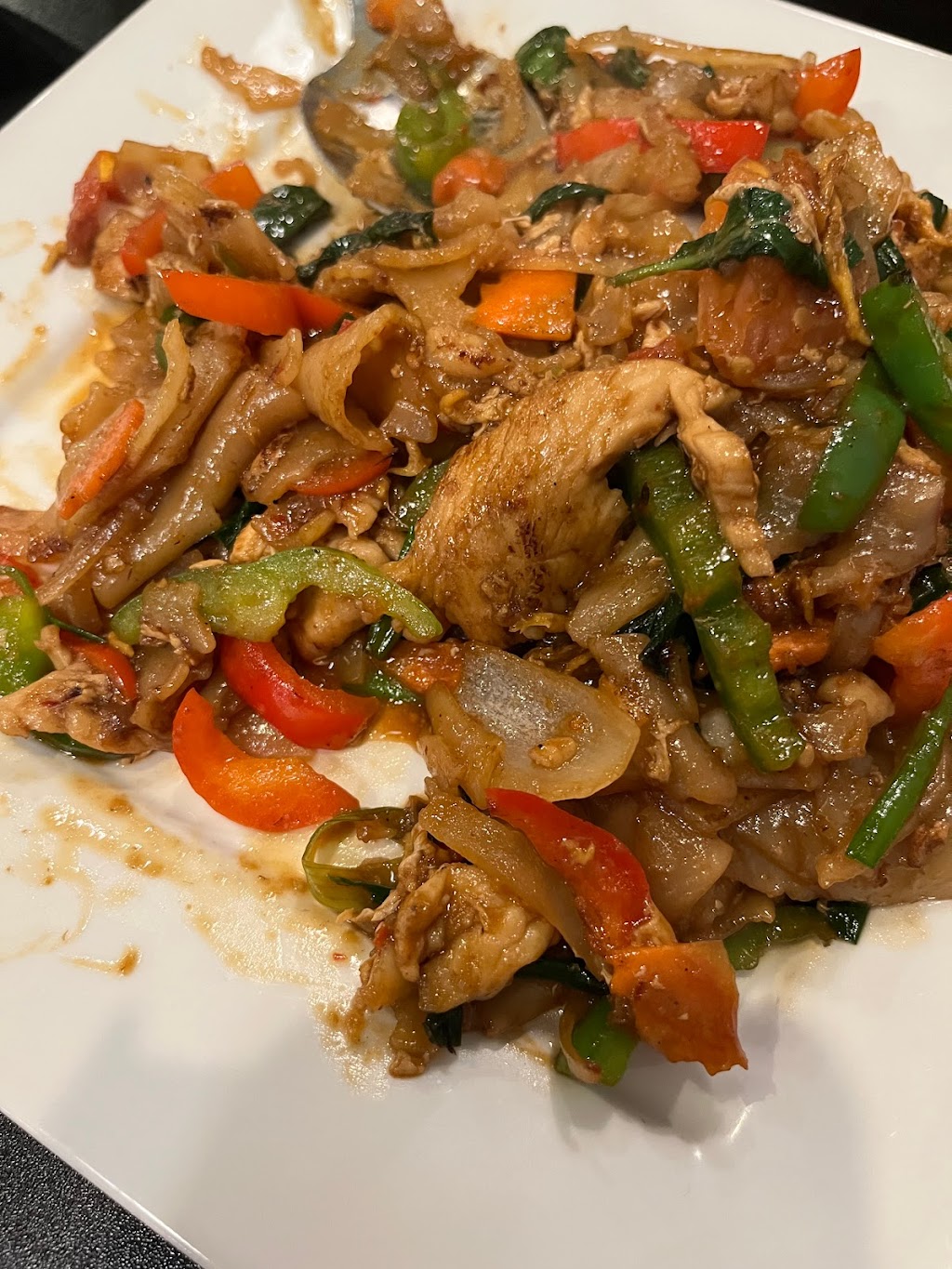 Tomyumkung Thai Cafe | 3030 N Josey Ln #113, Carrollton, TX 75007 | Phone: (972) 394-7999