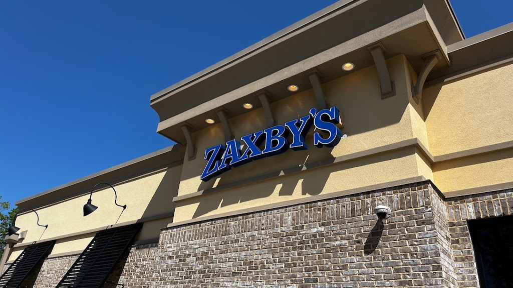 Zaxbys Chicken Fingers & Buffalo Wings | 1171 Pine Plaza Dr, Apex, NC 27523 | Phone: (919) 746-9270