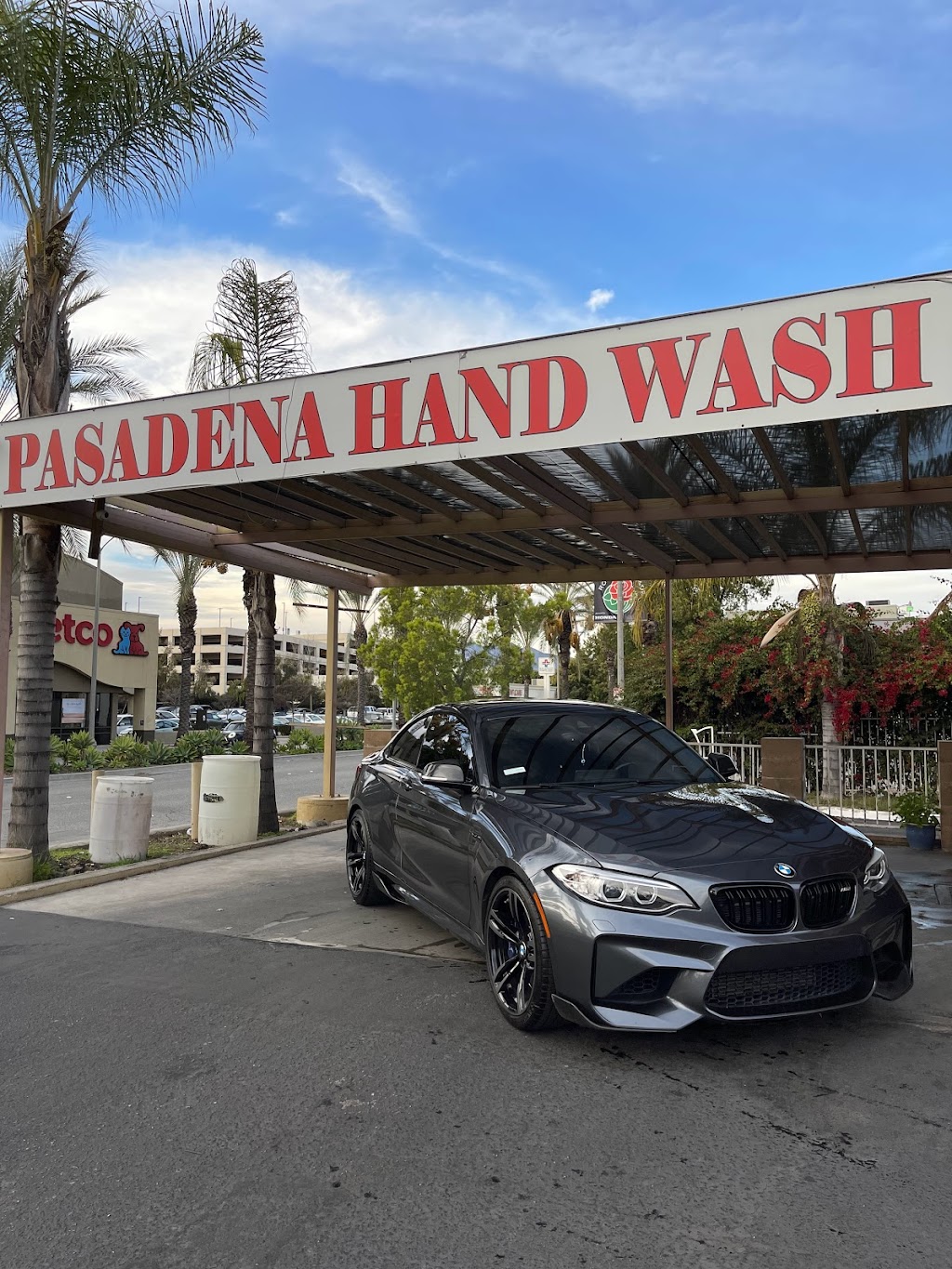 Pasadena Hand Wash | 850 S Arroyo Pkwy, Pasadena, CA 91105, USA | Phone: (626) 365-1153