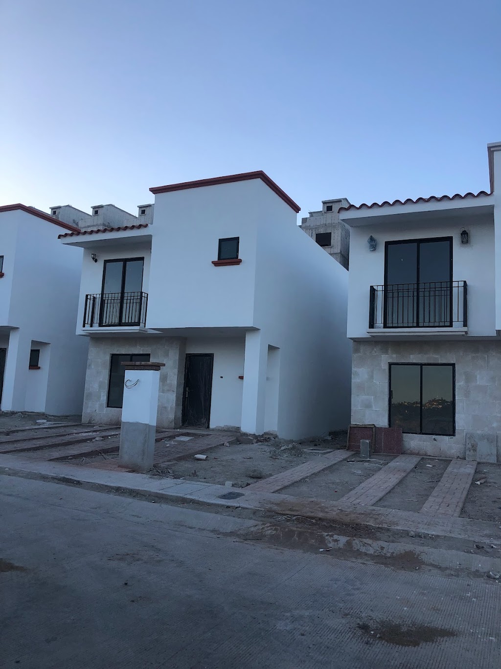 CASA VIÑEDOS CON ALBERCA PRIVADA | México 3 KM 103-INT MALAGON 421, 22760 Ensenada, B.C., Mexico | Phone: 646 148 1770