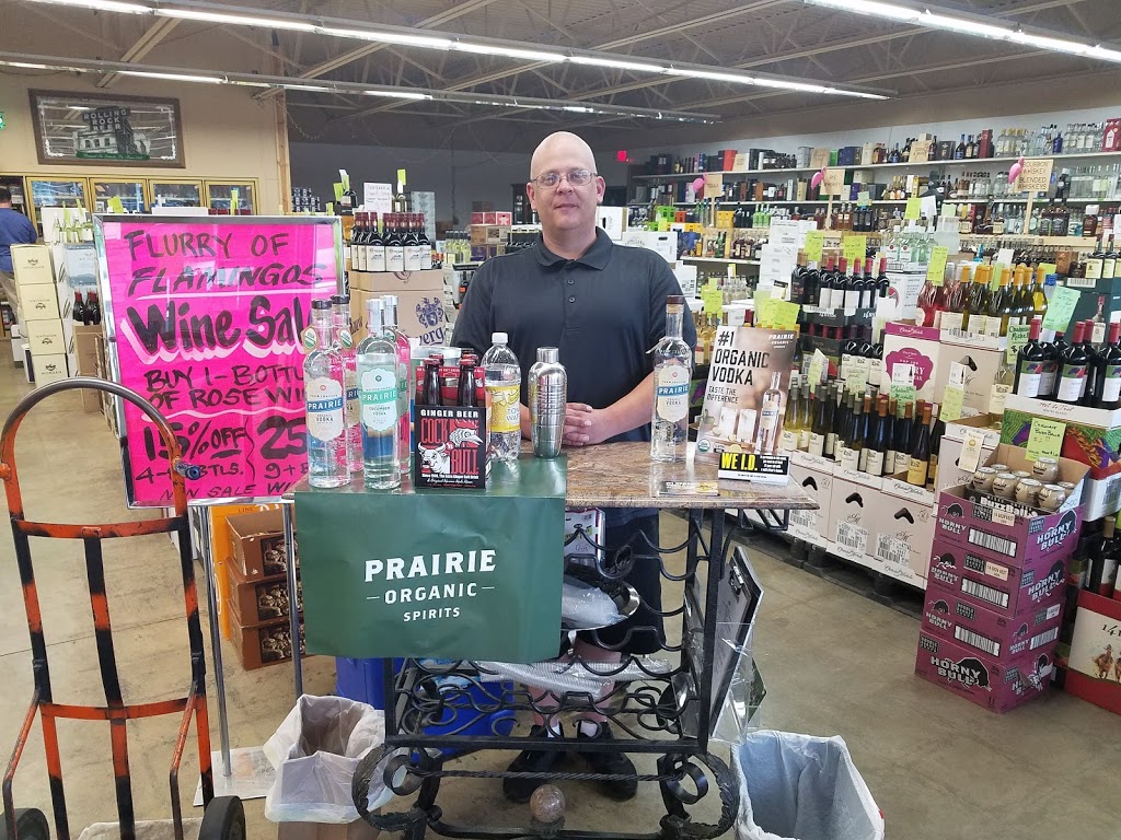 Lakeside Wine + Spirits | 1916 Wayzata Blvd #1, Long Lake, MN 55356, USA | Phone: (952) 404-2500