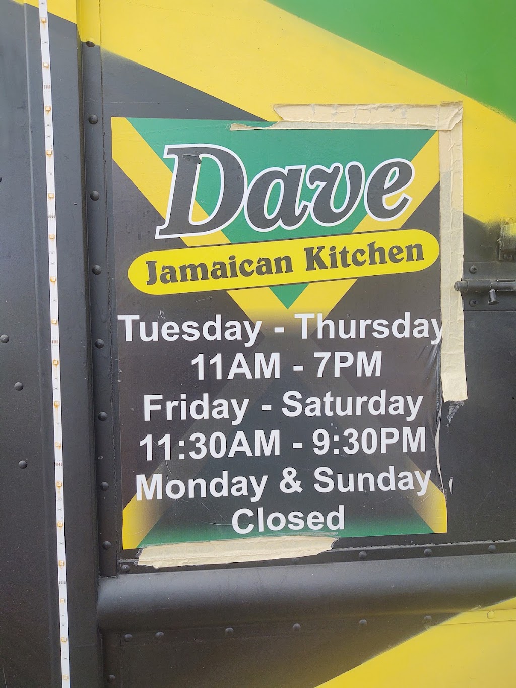 Dave Jamaican Kitchen | S 67th Ave &, W Lower Buckeye Rd, Phoenix, AZ 85043, USA | Phone: (602) 583-0661