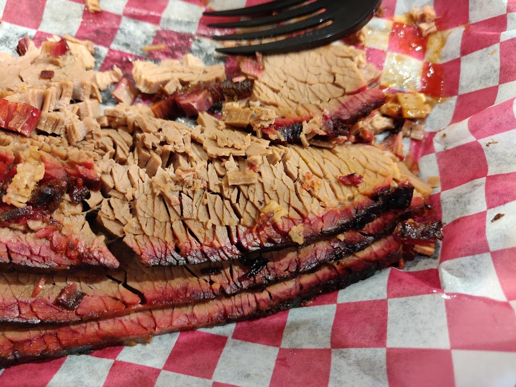 Rays BBQ | 1060 SW 4th St #250, Moore, OK 73160 | Phone: (405) 237-3840