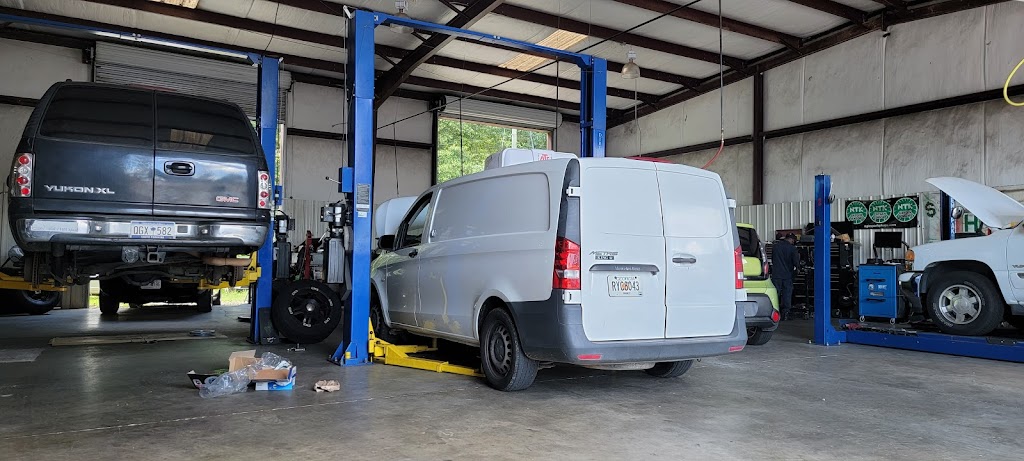 Lees Friendly Auto Repairs | 7199 Maddox Rd, Lithonia, GA 30058, USA | Phone: (678) 526-5105