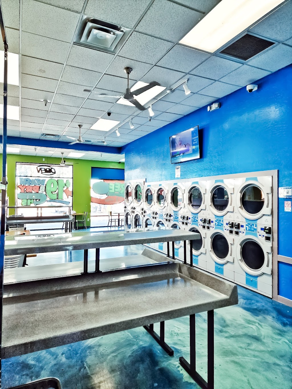 Tip Top Laundry | 6601 W Bethany Home Rd STE A5, Glendale, AZ 85301, USA | Phone: (602) 712-9000