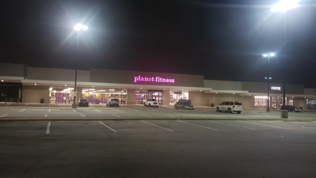 Planet Fitness | 1706 W Irving Blvd, Irving, TX 75061, USA | Phone: (972) 360-0291