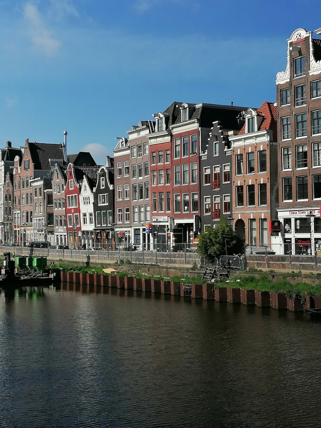 Amsterdam Canal Cruises | Stadhouderskade 550, 1072 AE Amsterdam, Netherlands | Phone: 020 679 1370