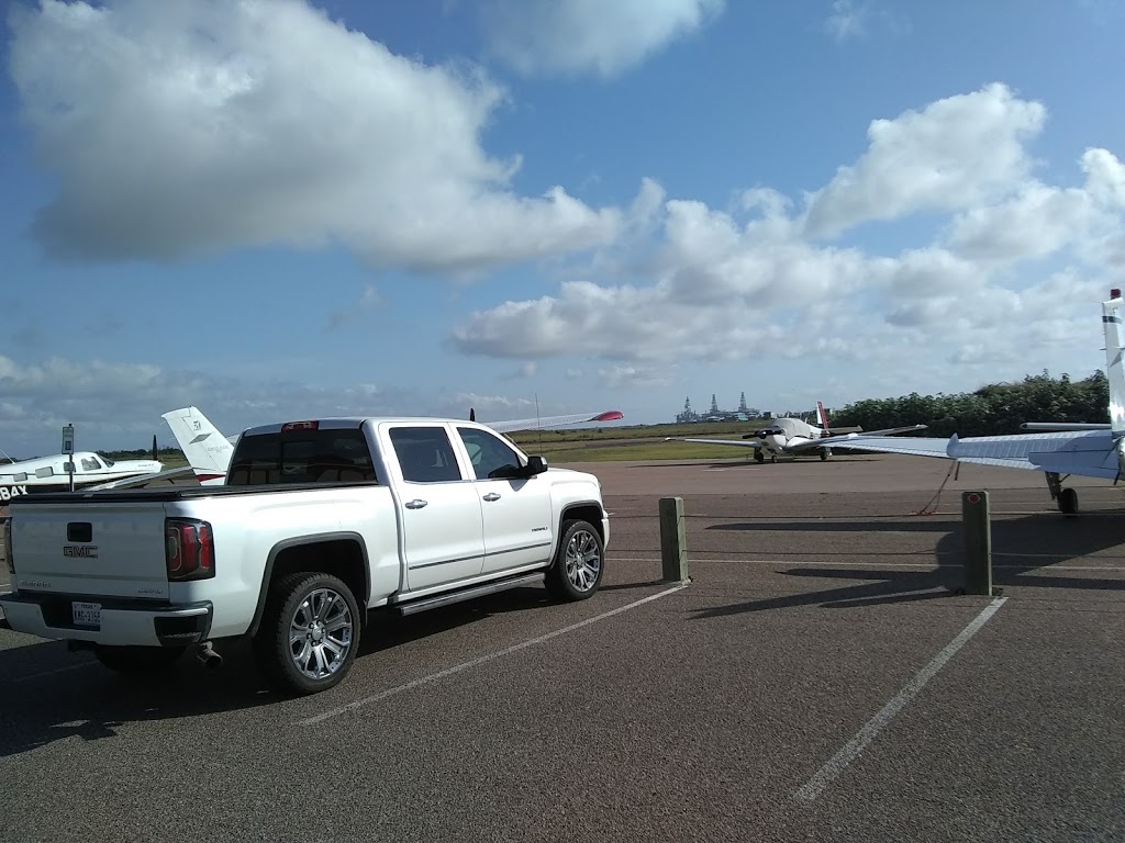 Mustang Beach Airport | 130 Piper Blvd, Port Aransas, TX 78373, USA | Phone: (361) 749-4008