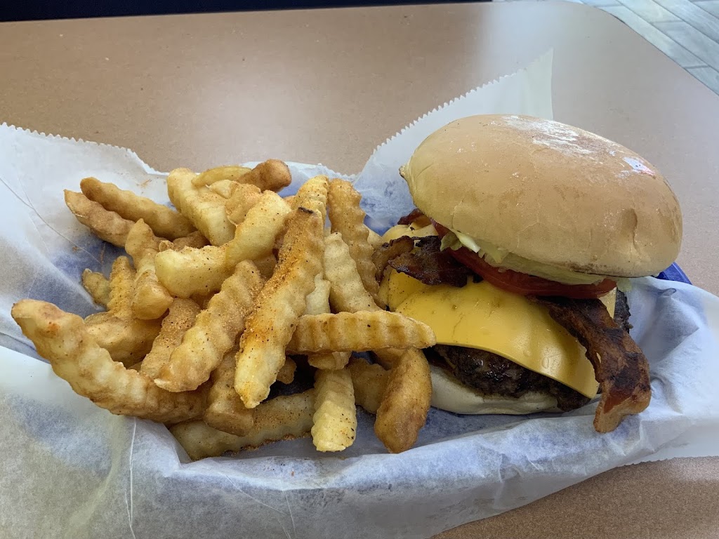 Vicky Lous Burgers | 6730 Browns Bridge Rd, Gainesville, GA 30506, USA | Phone: (470) 253-7935