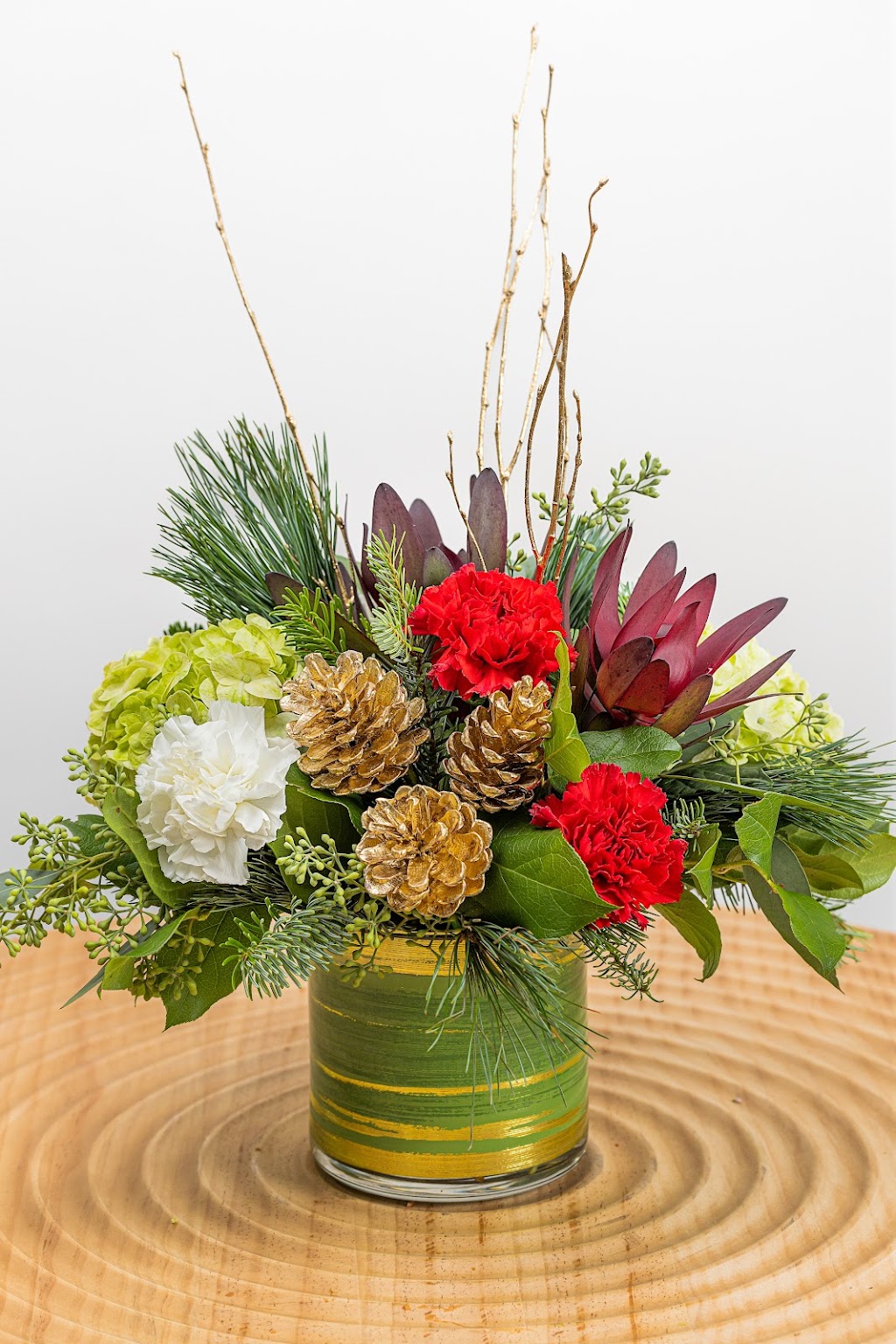 Piccolos Florist | 8335 Maple St, Omaha, NE 68134, USA | Phone: (402) 397-6000