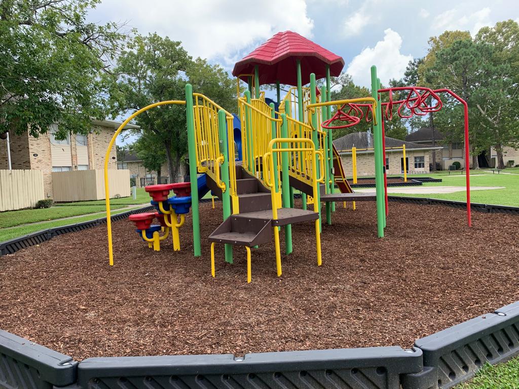 Tanglewood Apartments | 1300 Tanglewood Dr, Westwego, LA 70094, USA | Phone: (504) 386-5476