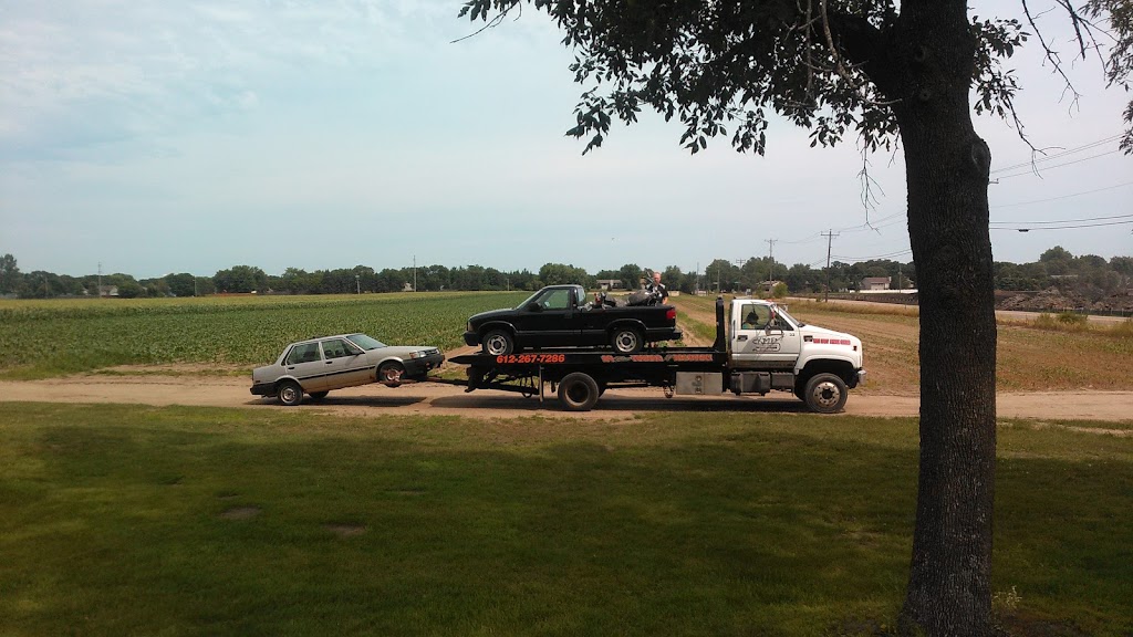 KMP Wrecker Services LLC | 2053 221st Ave NE, East Bethel, MN 55011 | Phone: (612) 267-7286