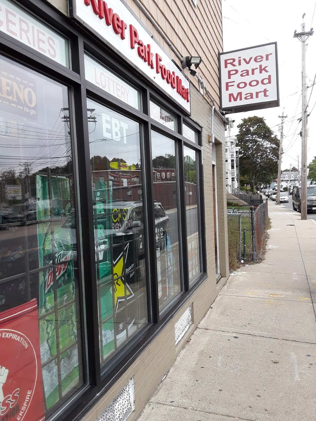 River Park Food Mart | 1503 River St, Hyde Park, MA 02136 | Phone: (617) 361-2394