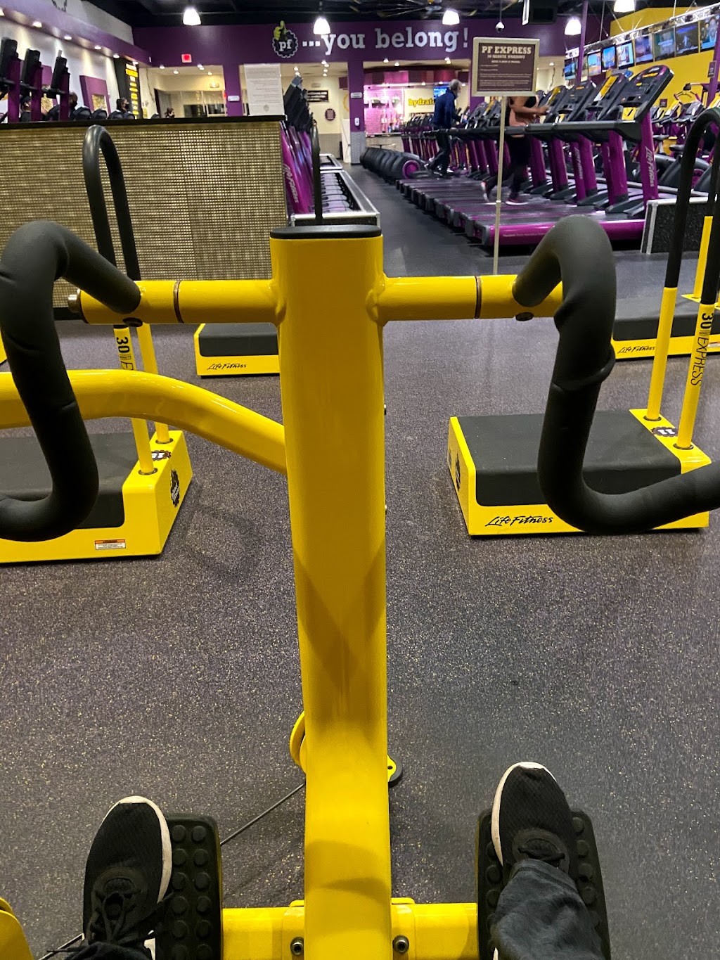 Planet Fitness | 6051 Mack Rd, Sacramento, CA 95823, USA | Phone: (916) 427-1781