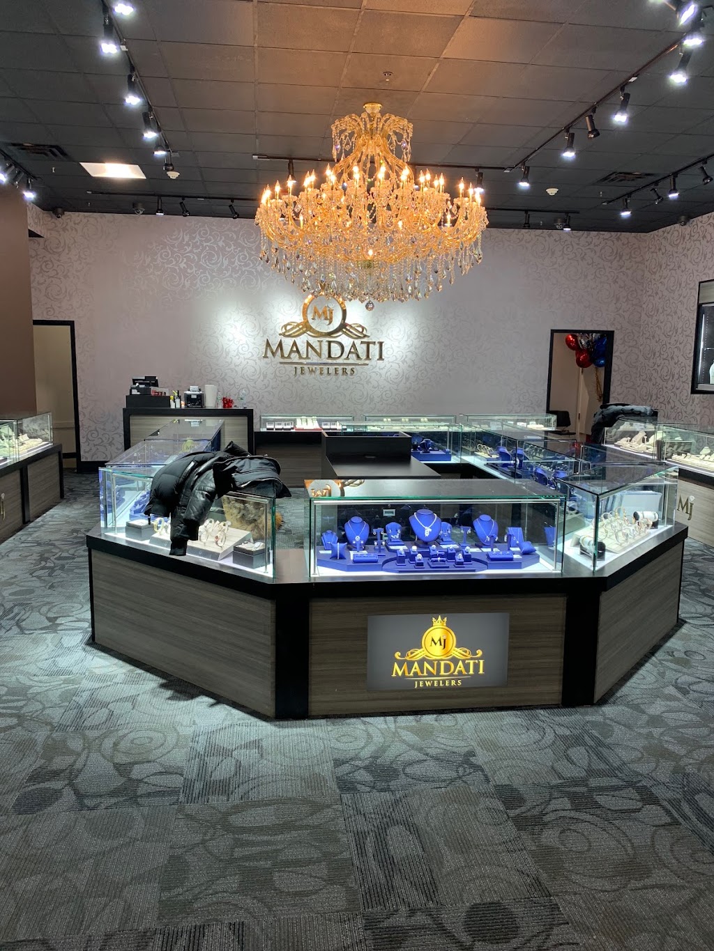 Mandati Jewelers | 1 Crossgates Mall Rd, Albany, NY 12203, USA | Phone: (518) 456-4017