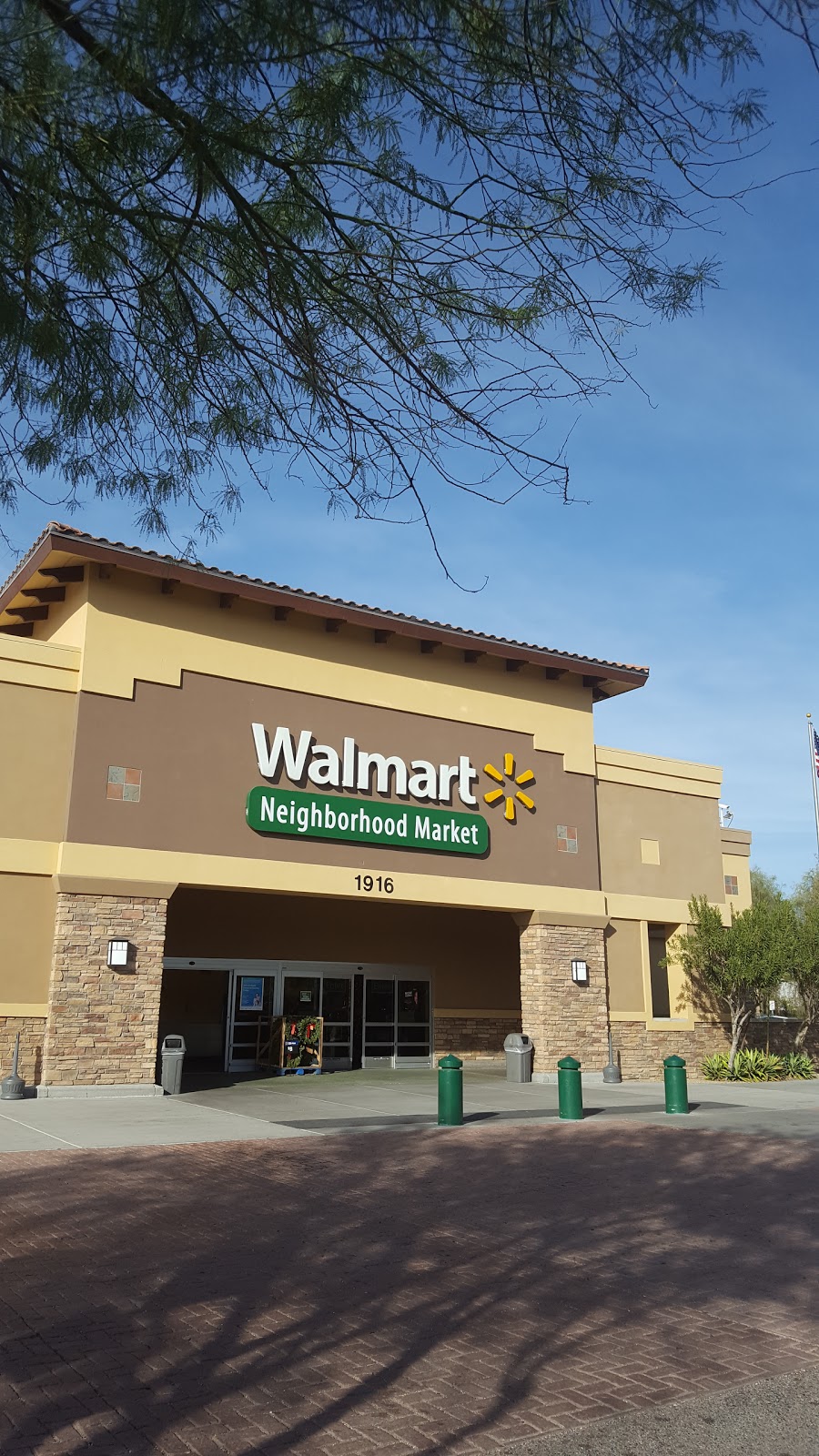 Walmart Neighborhood Market | 1916 S Lindsay Rd, Mesa, AZ 85204, USA | Phone: (480) 892-6085