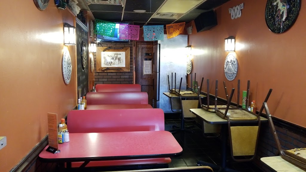 LA TLAXQUENITA | 218 New Castle Ave, New Castle, DE 19720, USA | Phone: (302) 575-1450