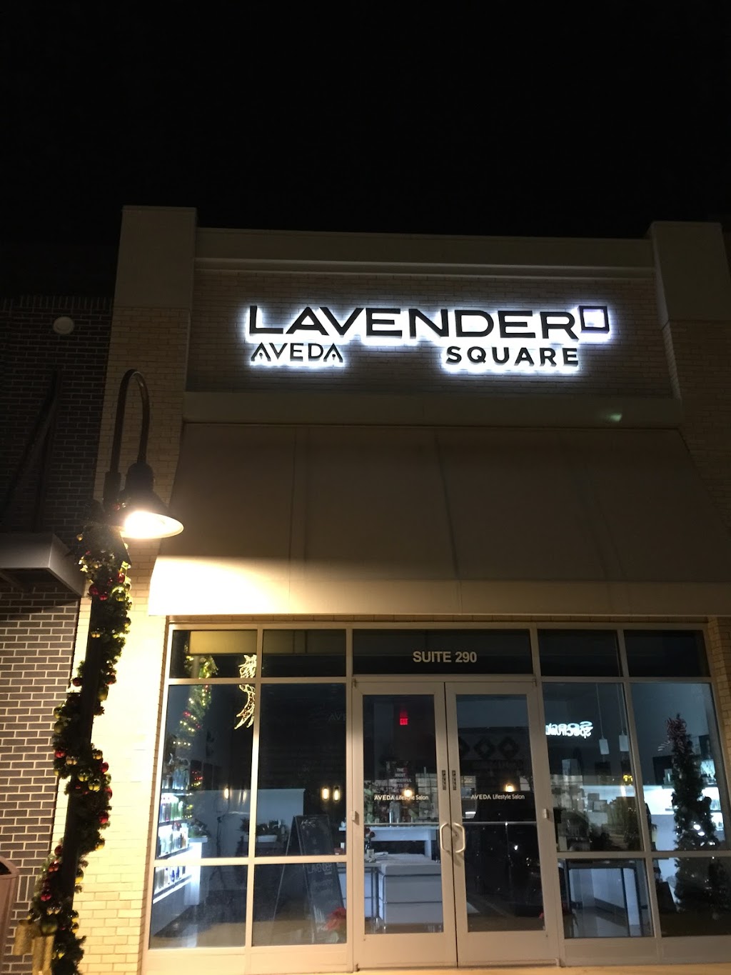 Lavender Square Aveda Salon | 1161 E Southlake Blvd Suite 290, Southlake, TX 76092, USA | Phone: (817) 442-0800