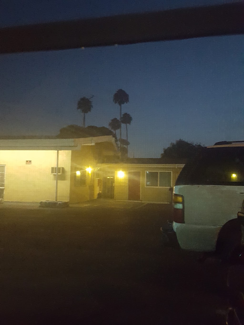 Riviera Motel | 11892 Beach Blvd, Stanton, CA 90680 | Phone: (714) 892-3918