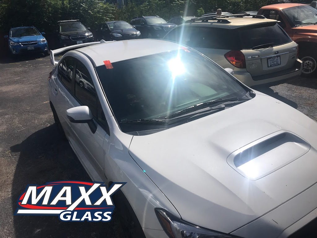 Maxx Auto Glass | 7310 Westfield Plaza Dr, Belleville, IL 62223, USA | Phone: (800) 632-7152