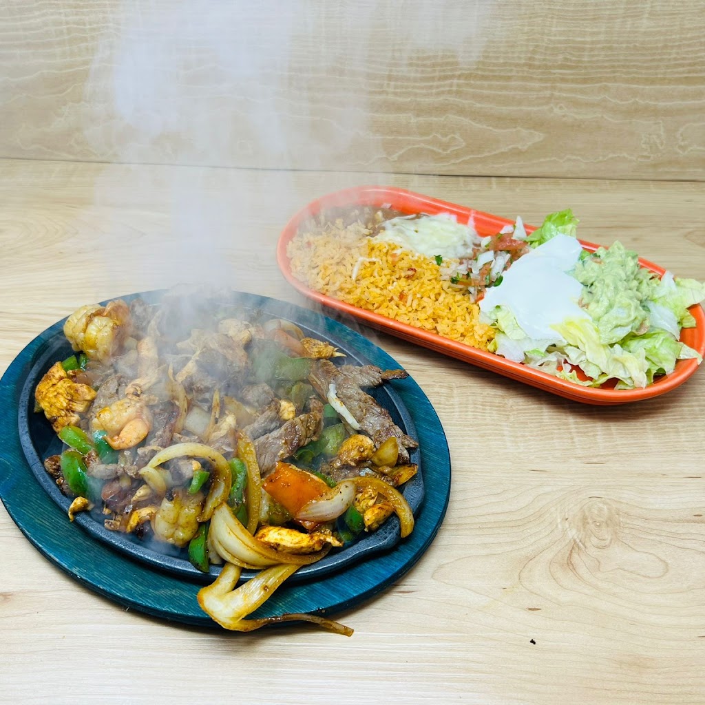 Xcaret Mexican Restaurant, Tiffin | 870 W Market St, Tiffin, OH 44883, USA | Phone: (419) 443-9898