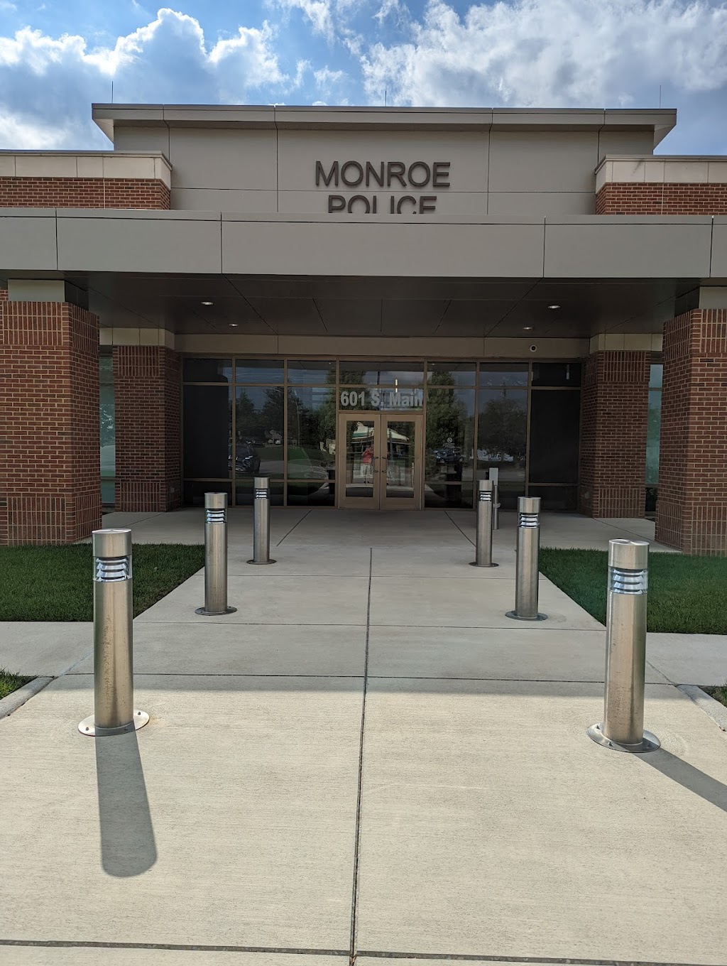 Monroe Police Department | 233 S Main St, Monroe, OH 45050, USA | Phone: (513) 539-9234