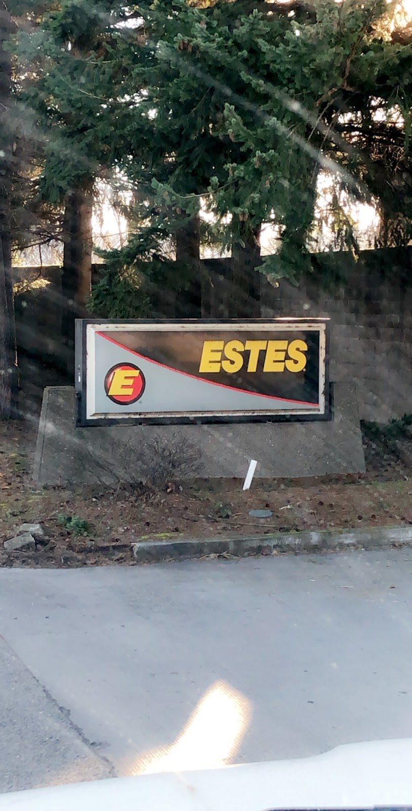 Estes Express Lines | 6414 Hardeson Rd, Mukilteo, WA 98275, USA | Phone: (425) 315-0400