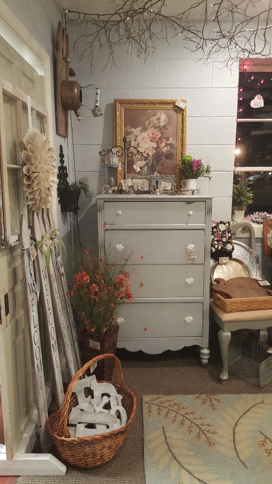 Sweet Tea Studio & The Artisans Mercantile | 2011 Golden Gate Dr, Greensboro, NC 27405, USA | Phone: (336) 763-8280