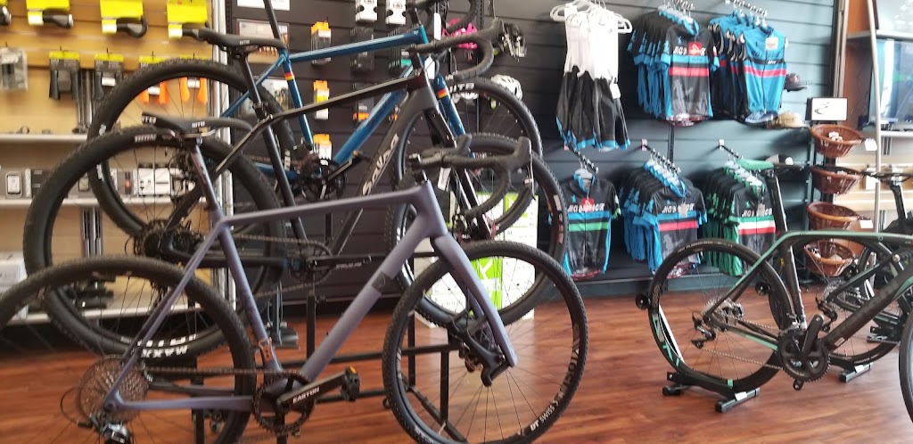 Mad Duck Cyclery, Roanoke | 295 W Byron Nelson Blvd Suite 220, Roanoke, TX 76262 | Phone: (817) 405-7506