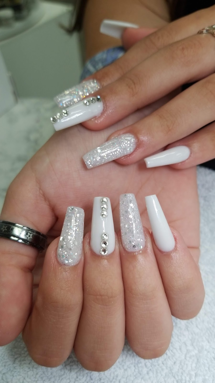 Regal Nails, Salon & Spa | 375 Kings Hwy, Punta Gorda, FL 33983, USA | Phone: (941) 764-8200