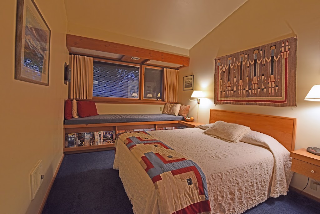 Deer Run Ranch Bed & Breakfast | 5440 Eastlake Blvd, Carson City, NV 89704, USA | Phone: (775) 882-3643