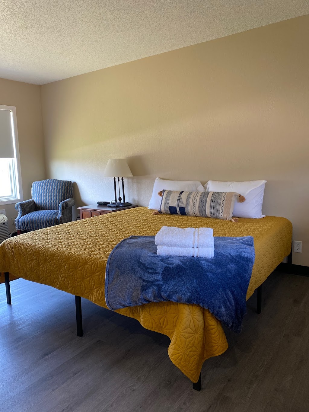 River Heights Motel - NEW OWNERSHIP! | 1020 US-10, Prescott, WI 54021, USA | Phone: (715) 338-3736