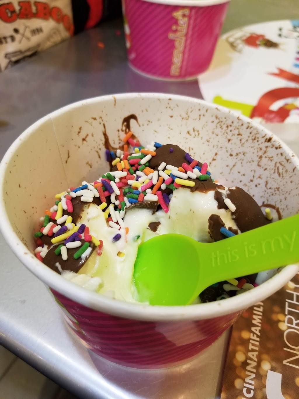 Menchies Frozen Yogurt | 6360 Tylersville Rd, Mason, OH 45040, USA | Phone: (513) 229-0920