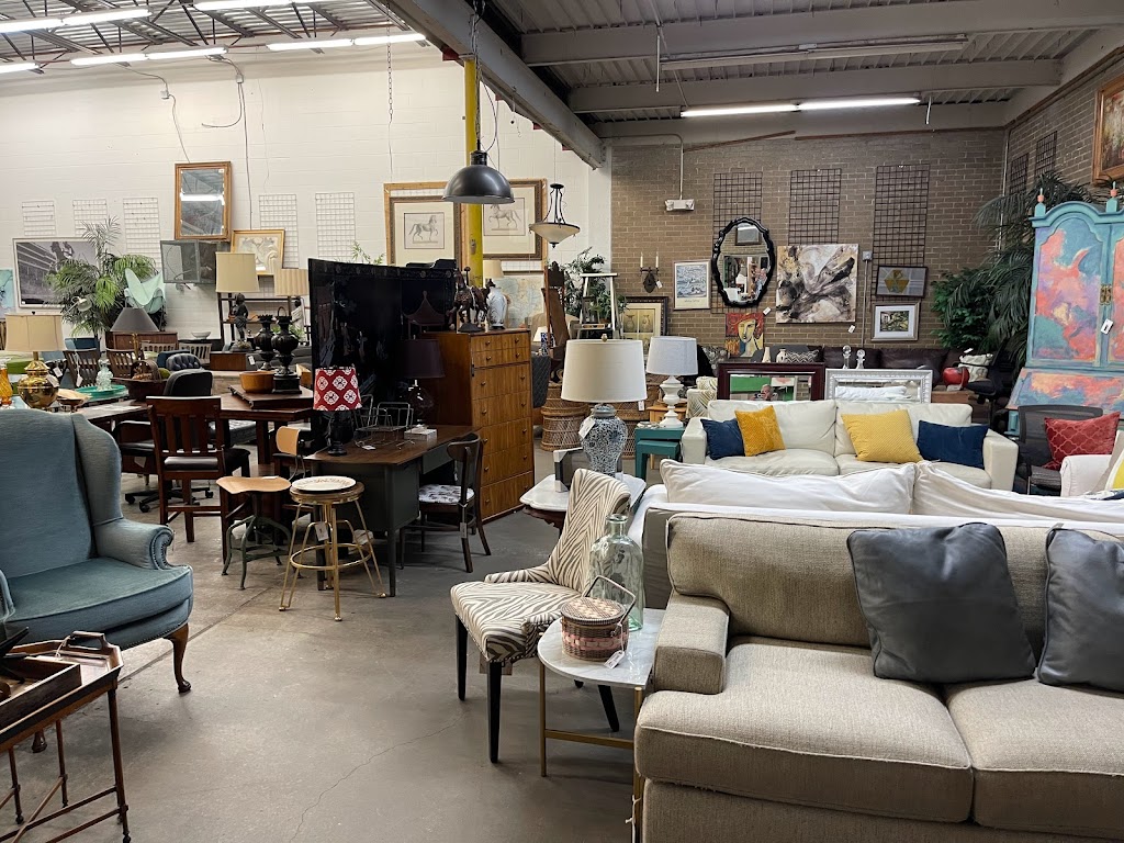 Vintage Post Marketplace | 5206 N Florida Ave, Tampa, FL 33603 | Phone: (813) 239-1000