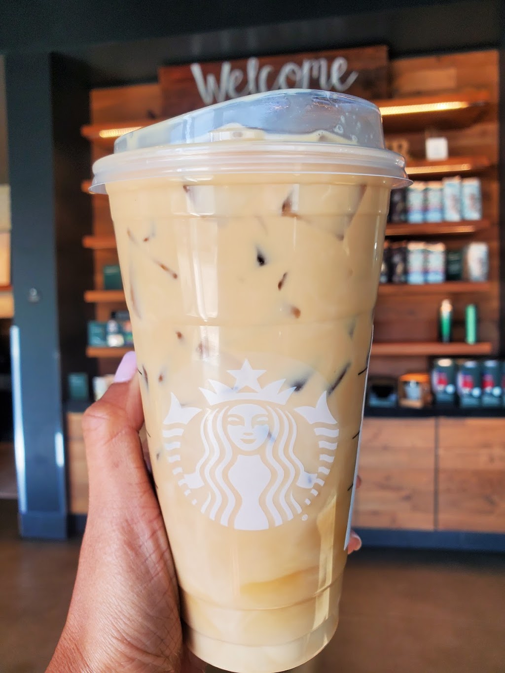 Starbucks | 17148 Slover Ave, Fontana, CA 92337, USA | Phone: (909) 782-1835