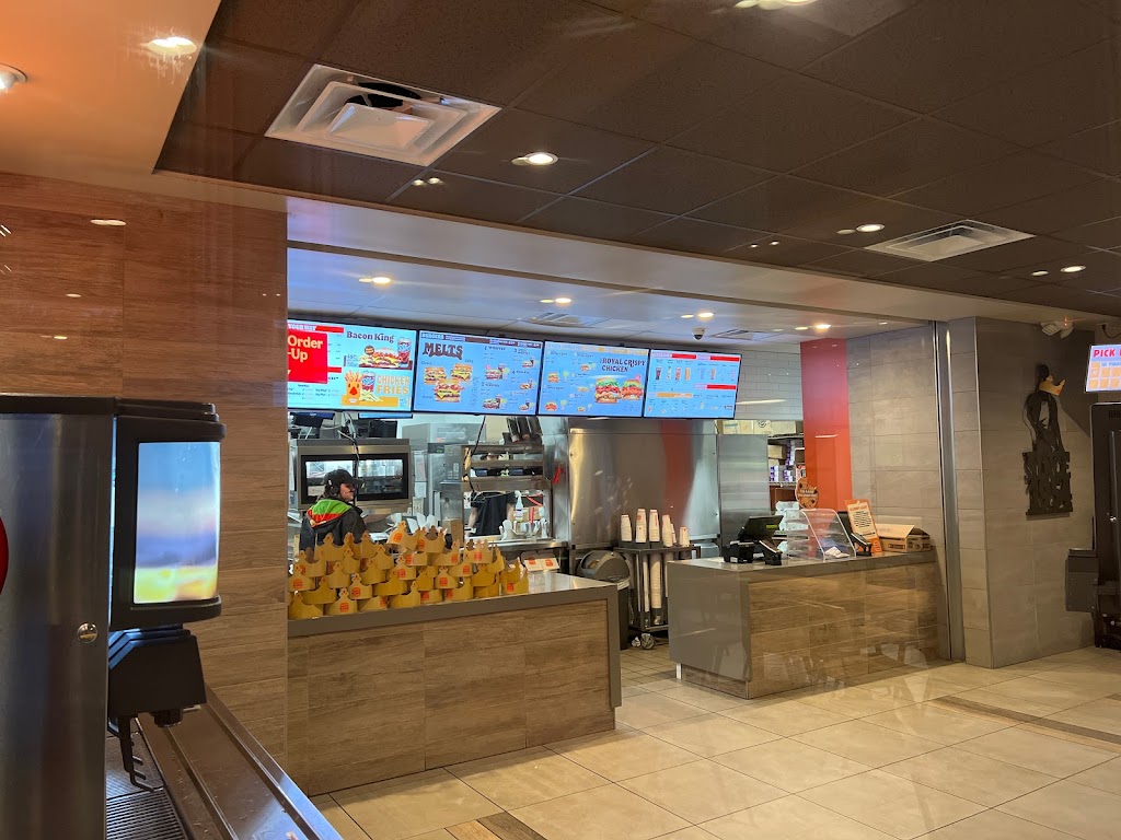 Burger King | 100 Prince Royal Dr, Berea, KY 40403, USA | Phone: (859) 985-6967