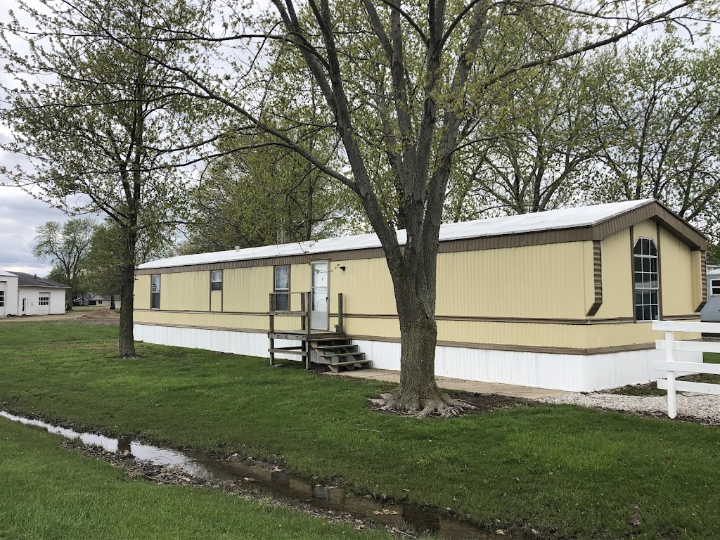 Three Acre Court Mobile Home & RV Park | 20391 Staunton Rd, Staunton, IL 62088, USA | Phone: (618) 710-6540