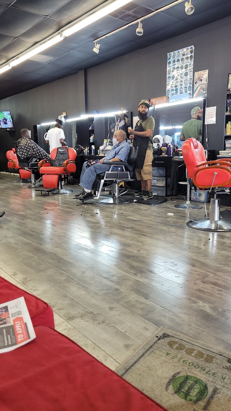 Hollywood Cutting Up BarberShop | 5764 Cullen Blvd, Houston, TX 77021, USA | Phone: (281) 508-9686