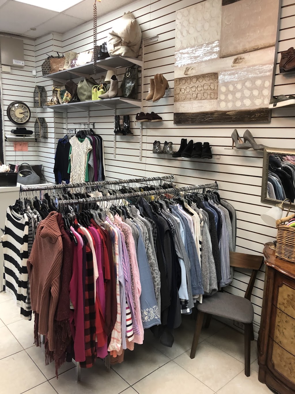 Our Closet | 13 S Division St, New Rochelle, NY 10805, USA | Phone: (914) 740-4373